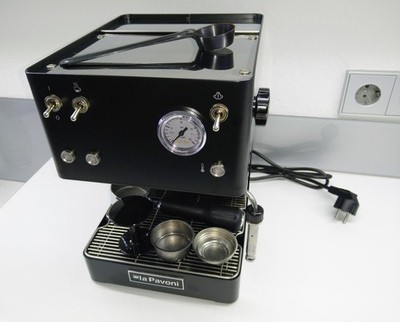 La Pavoni New Casa Bar Black Siebträger Espressomaschine (mit Garantie)