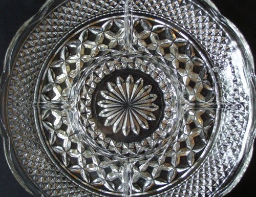 VNTG ANCHOR HOCKING WEXFORD 5 PART DIVIDED SERVING DISH - Picture 2 of 4