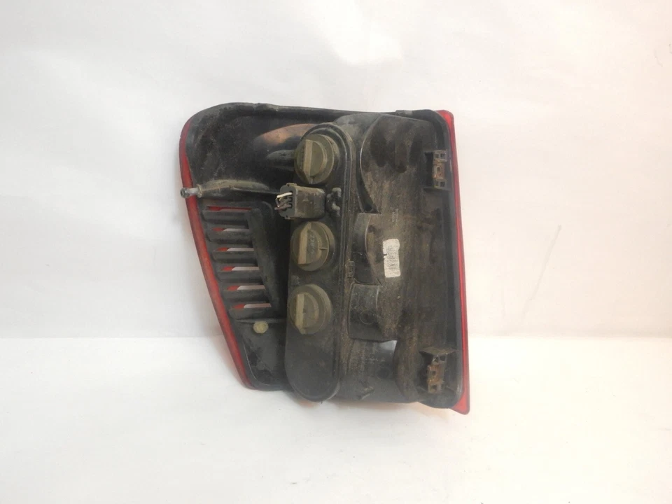 Luz trasera para pasajero Jeep Grand Cherokee WJ 99-04 OEM ENVÍO GRATUITO Foto 2 de 3