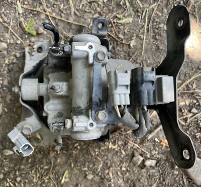 ✓ 93-97 Toyota Land Cruiser ABS Anti-Lock Brake Actuator Pump OEM