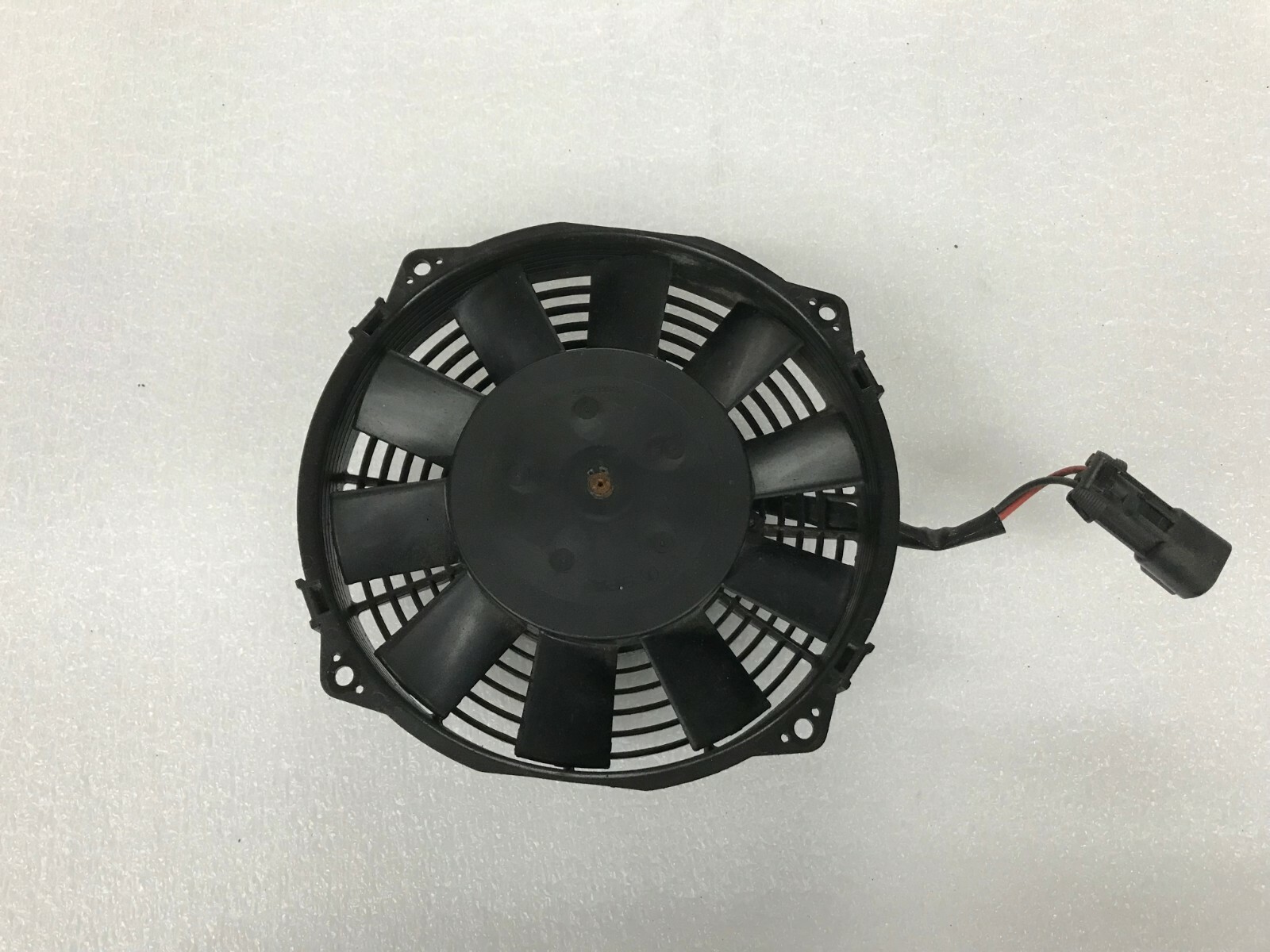 FERRARI 488 GTB PISTA SPIDER RIGHT RH INTERCOOLER CONDITIONING FAN OEM 319950