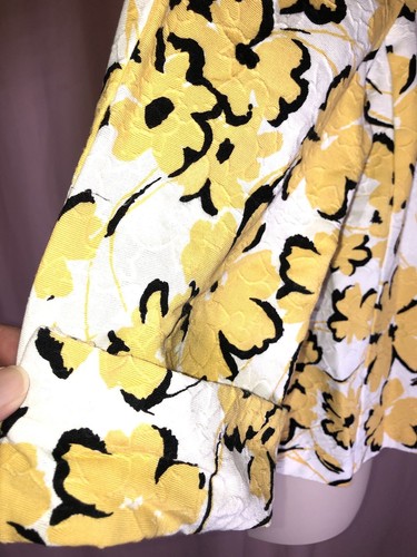 Dressbarn Woman 16W (1X) Jacket Yellow Floral Textured Button Fitted Work H16 - Picture 4 of 12