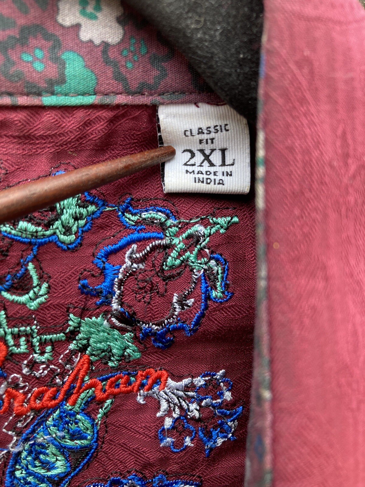 Men's Robert Graham Maroon Solid Button-Down Shir… - image 3