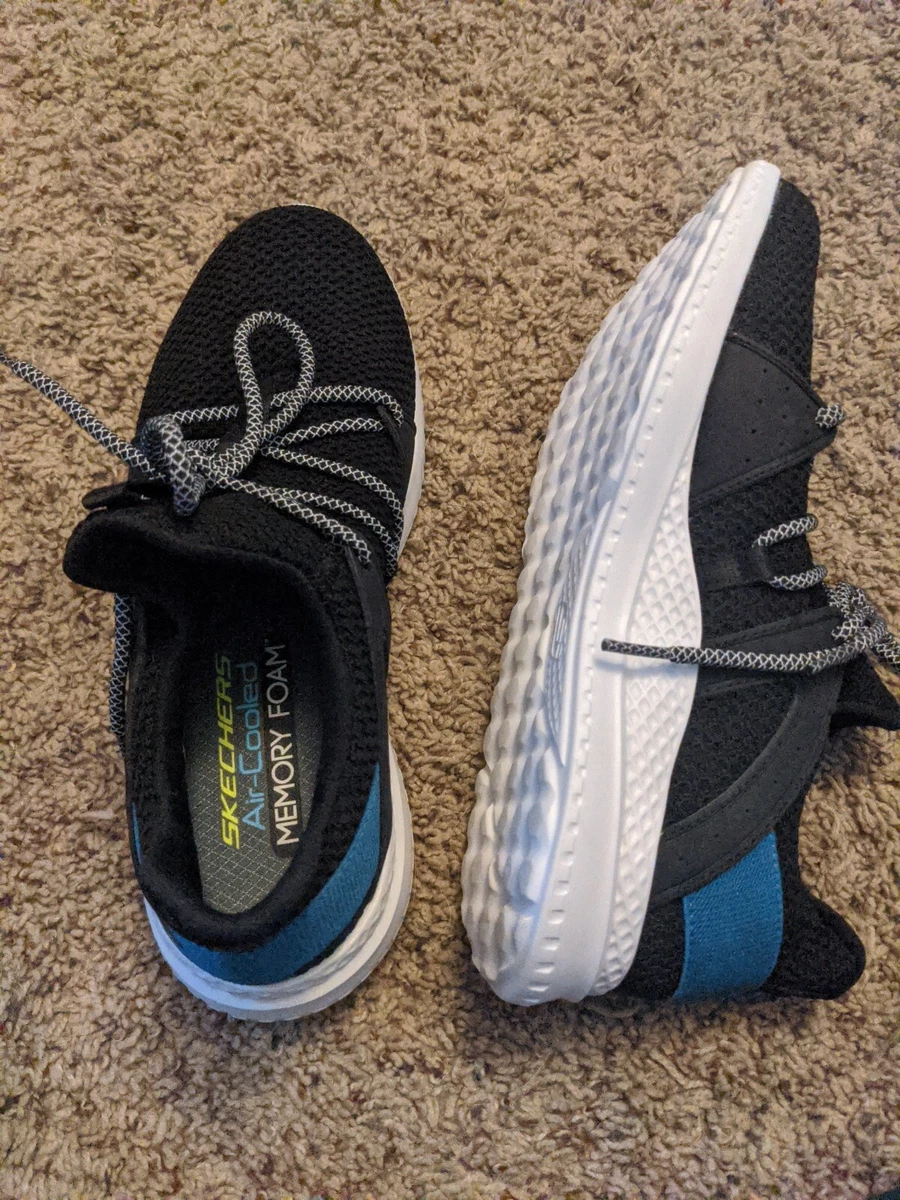 Skechers air cooled memory foam lite weight top