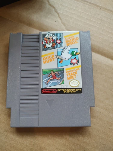 Super Mario Bros Duck Hunt World Class Track Meet - Nintendo NES Authentic
