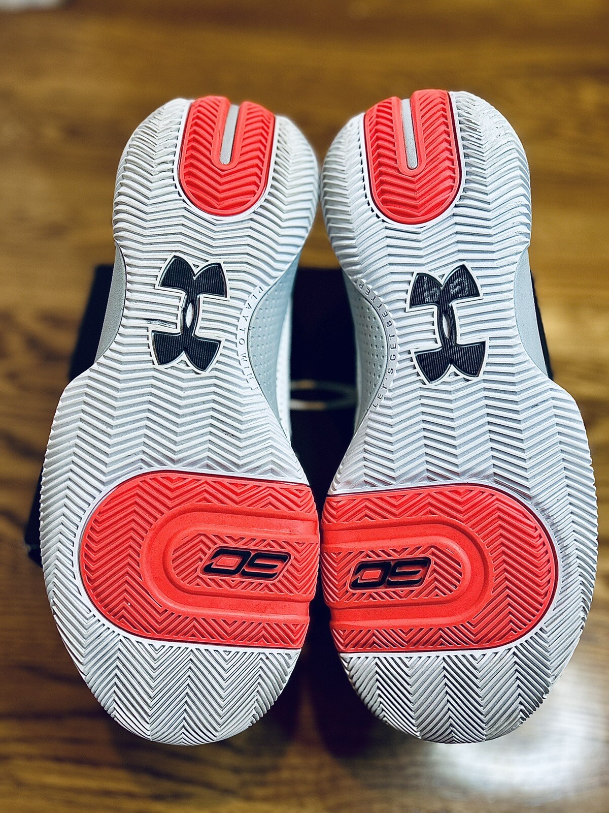 Under Armour Men SC 3zer0 III 3022048100 White Basketball Shoes Size 10.5 eBay