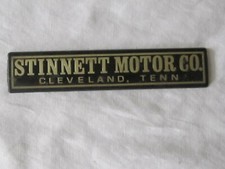 Vintage Stinnett Motor Co Car Dealer Emblem Cleveland Tenn Plastic Gold Plate Vg
