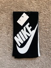 Nike Reversible Futura Club Sport Neck Scarf in Black/White NEW 