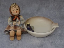 Happy Pastime Ashtray Hummel #62 Vintage Figurine TMK2