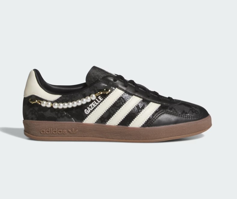 Adidas originals Women's GAZELLE INDOOR HQ2624 Core Black / Cream