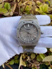 SeikMod Nautistyle • Steel Case • Grey Waffle Dial • Automatic Date