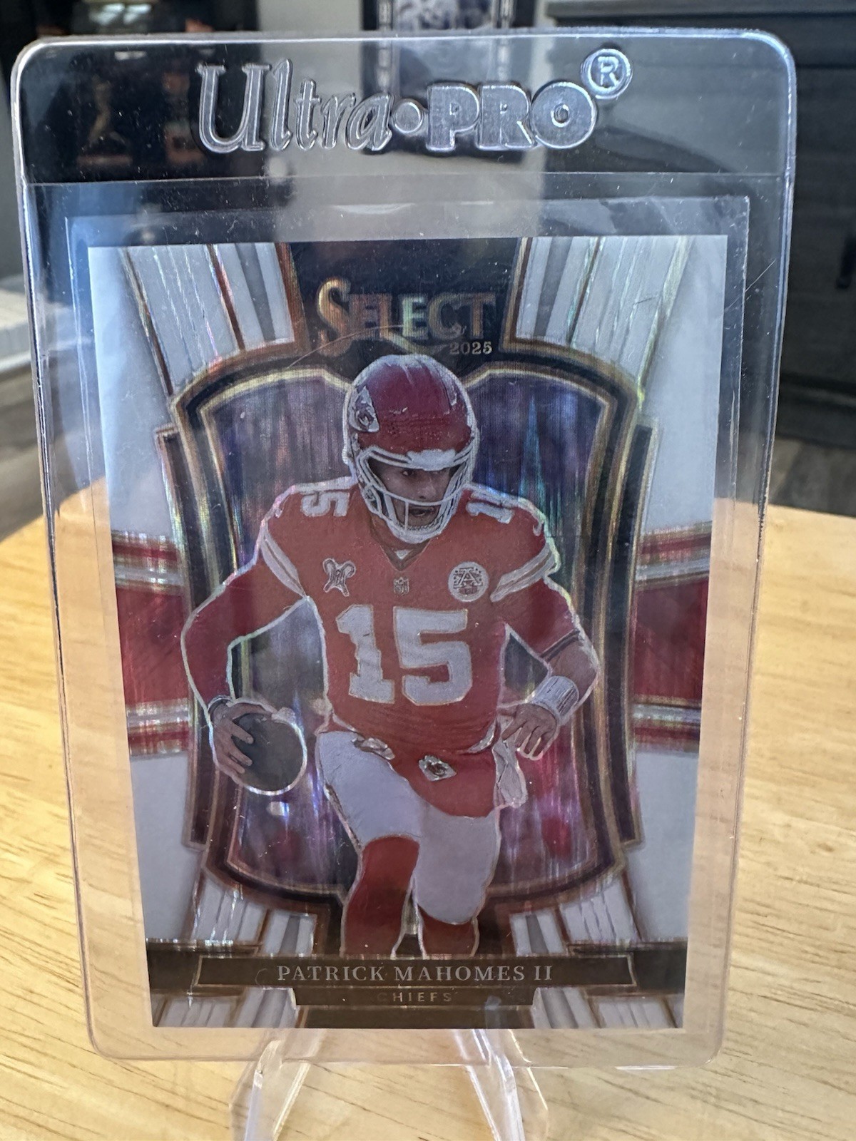 2025 Select - Patrick Mahomes II #107 Premier Level White Shock /799 - Chiefs