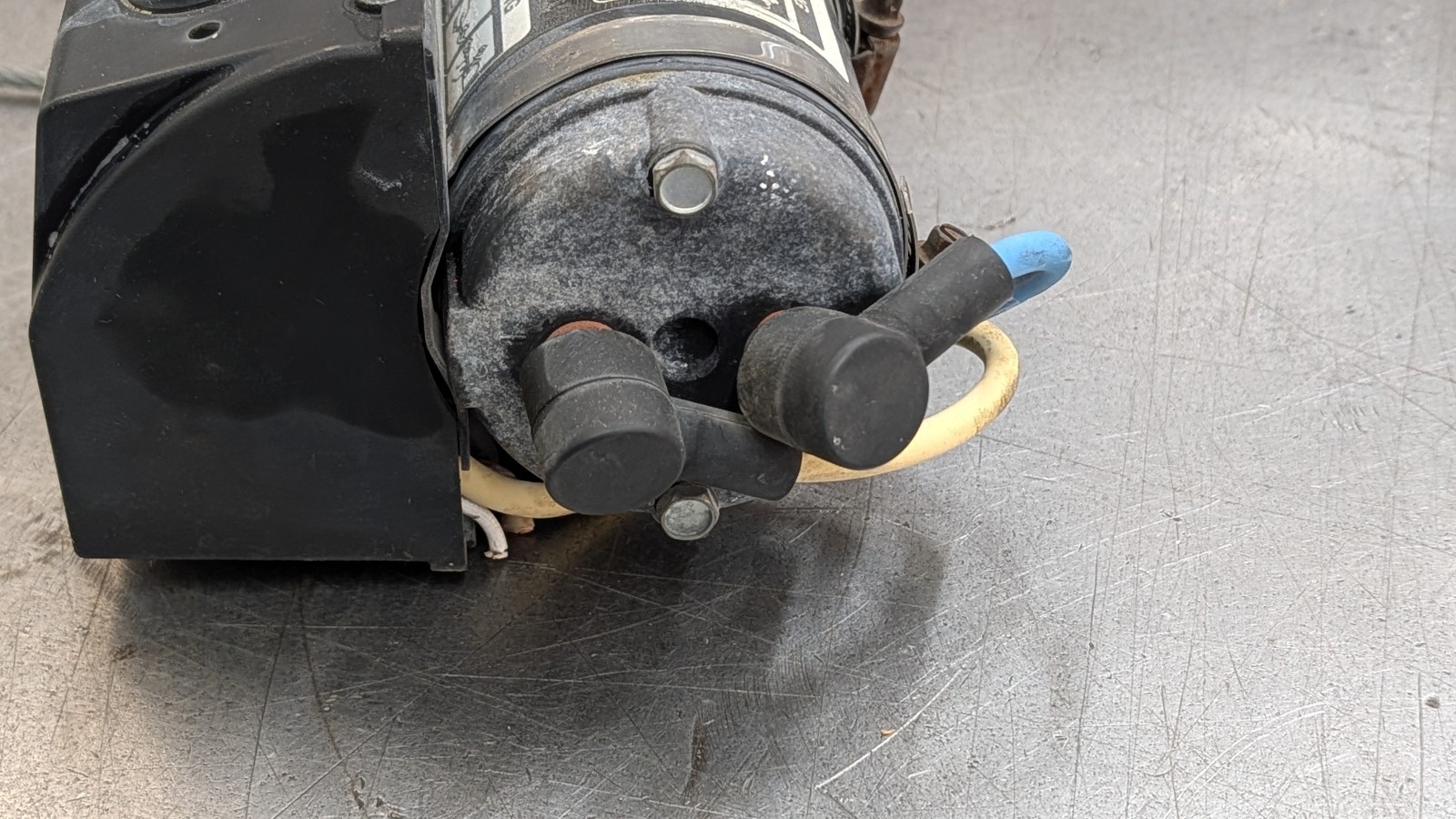 Dayton Model 4JY73  3000 Lb. 12V DC Electric Winch 1.1 Peak HP Good Working Used