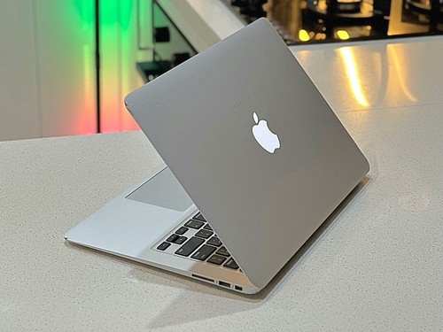 Apple MacBook Air 13 Intel®Core™i5*SSD*Backlit-KB*macOS*FaceTime*13-Inch*WiFi|* - Picture 3 of 8