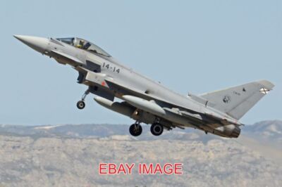 PHOTO  AEROPLANE EUROFIGHTER EF2000 TYPHOON 'C.16-50 / 14-14' C/N SS031. OPERATE