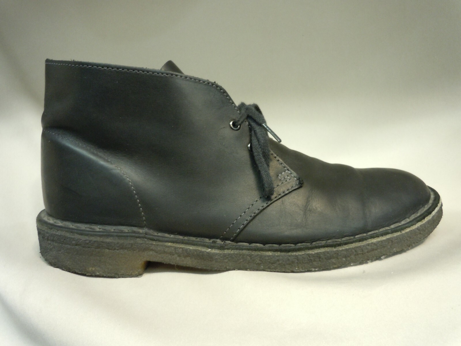 desert boot black leather
