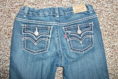 LEVIS UNISEX YOUTH SIZE 10 REG COTTON BLEND DENIM BOOT CUT JEANS GOOD USED - Picture 4 of 5