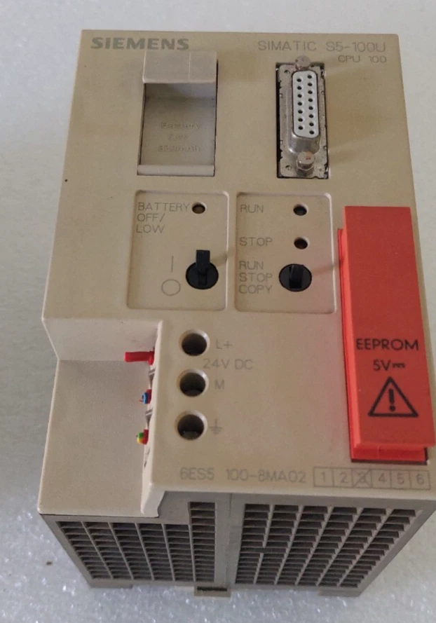 Siemens - SIMATIC S5-100U CPU 100 - 6ES5 100-8MA02 - Usato - Bild 2 von 4