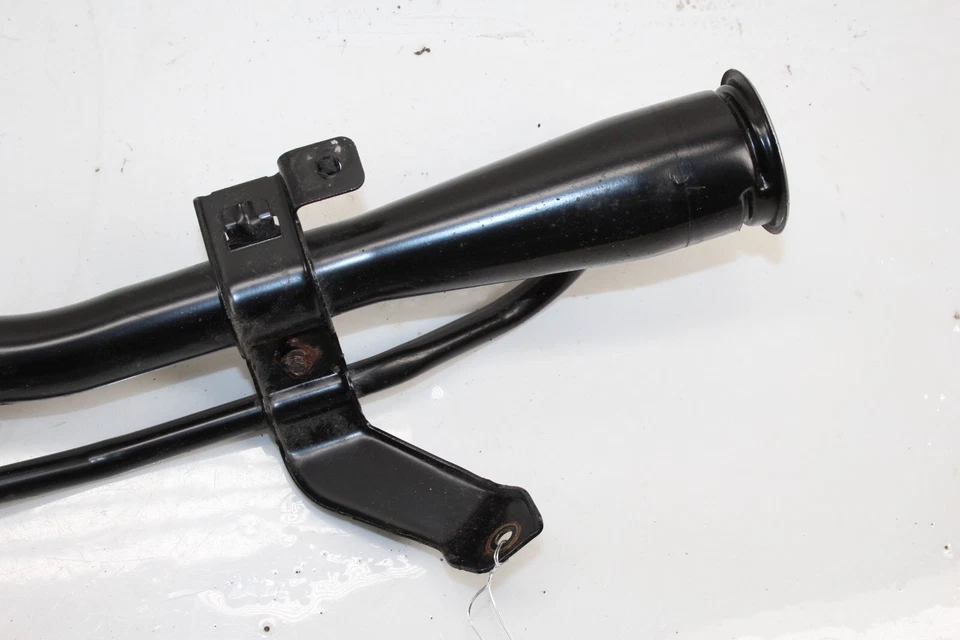 Cuello de llenado de combustible Acura TSX 2009-2014 OEM Foto 4 de 4