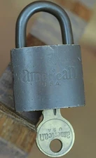 American U.S.A. U.S. Military Brass Padlock with Original Key Junkunc 3751