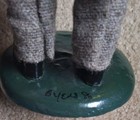 Byers Choice Caroler VTG. 1986 Man In Green Coat Sheet Music & Scarf Gold Label  — photo 9