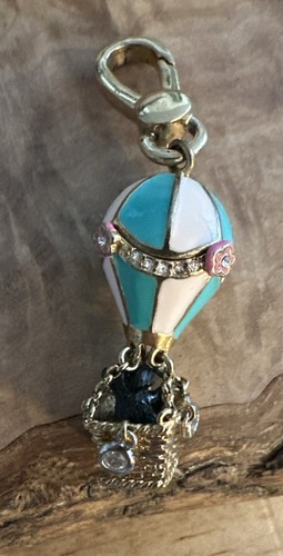 Juicy Couture Charm goldfarben emailliert Heißluftballon schwarz Welpe Hund - Bild 1 von 4