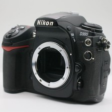 Nikon D300 Digital SLR DSLR Camera Body 12.3MP Nikon F Mount Tested Japan