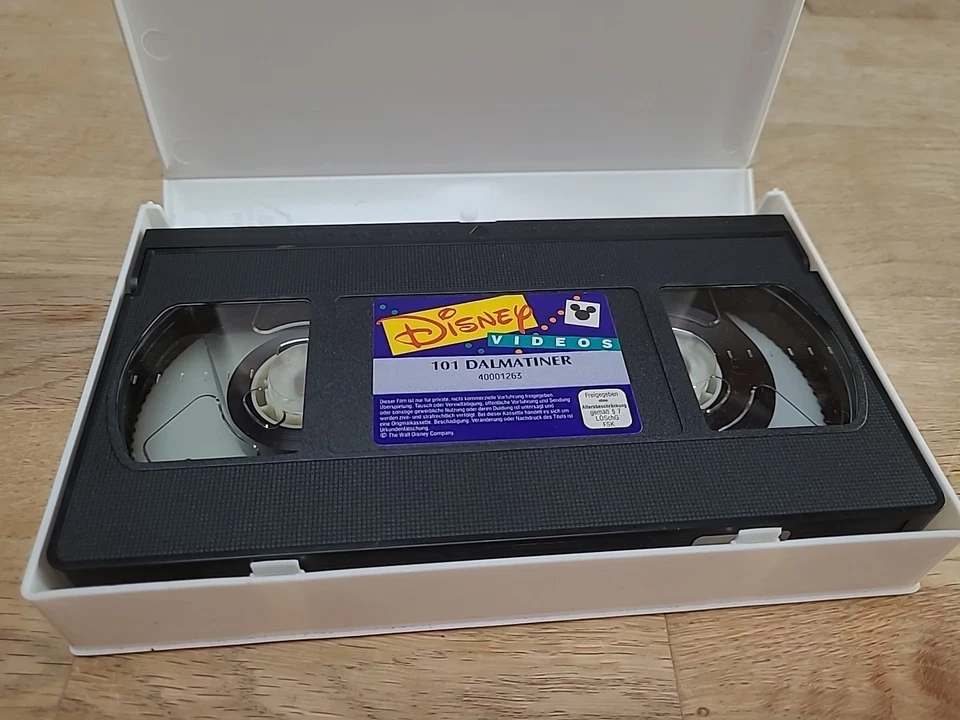 Walt  Disney Video Originale Cassette 101 Dalmatiner mit Pongo und PERDI (2) - Bild 3 von 3