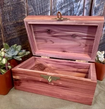 Cedar Hand Made Jewelry Box-Menonite Made In The USA Lock Included