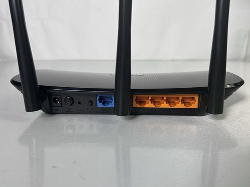 TP-Link Wireless N Router 450 Mbps Model TL-WR940N No Ethernet Cable - Picture 7 of 12