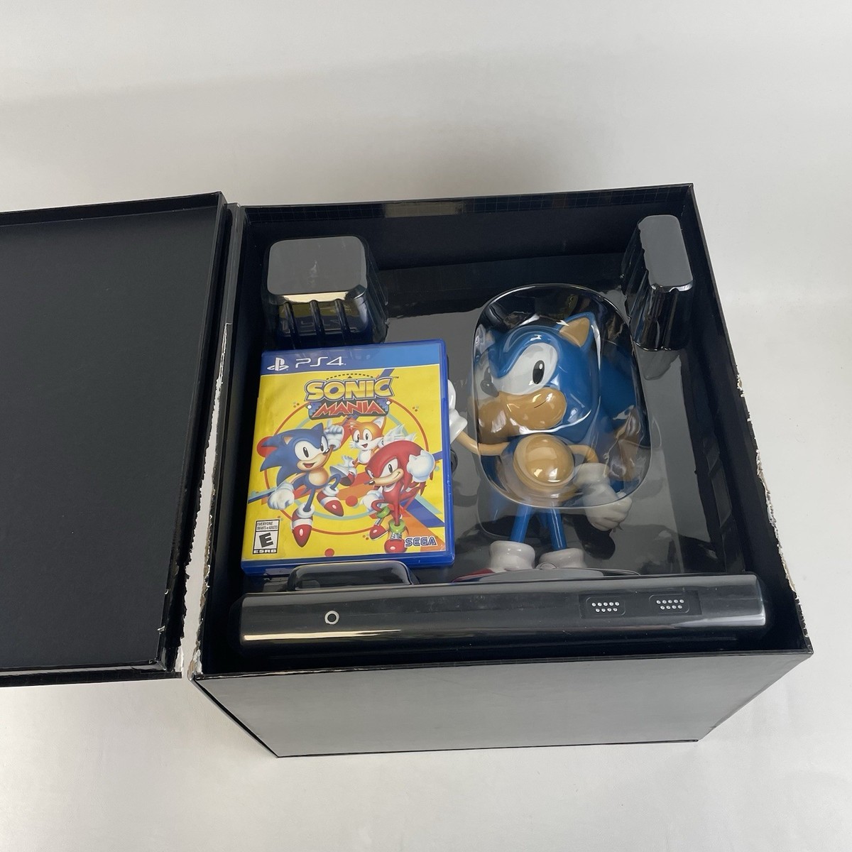 フィギュアソニックマニア コレクターズエディション PS4版 「ソニックマニア」 Sonic Mania Collector Edition (PlayStation 4 PS4) Authentic