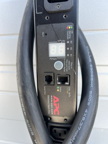 APC AP7898 PDU Metered ZeroU 12.5kW 208V 3PH 35A (CS8365) (30)C13 (6)C19 - Picture 3 of 7