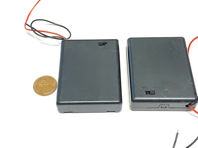 2 Pieces - 4 AAA Cell Enclosed Battery Holder Lid Cover ON/OFF Switch E1