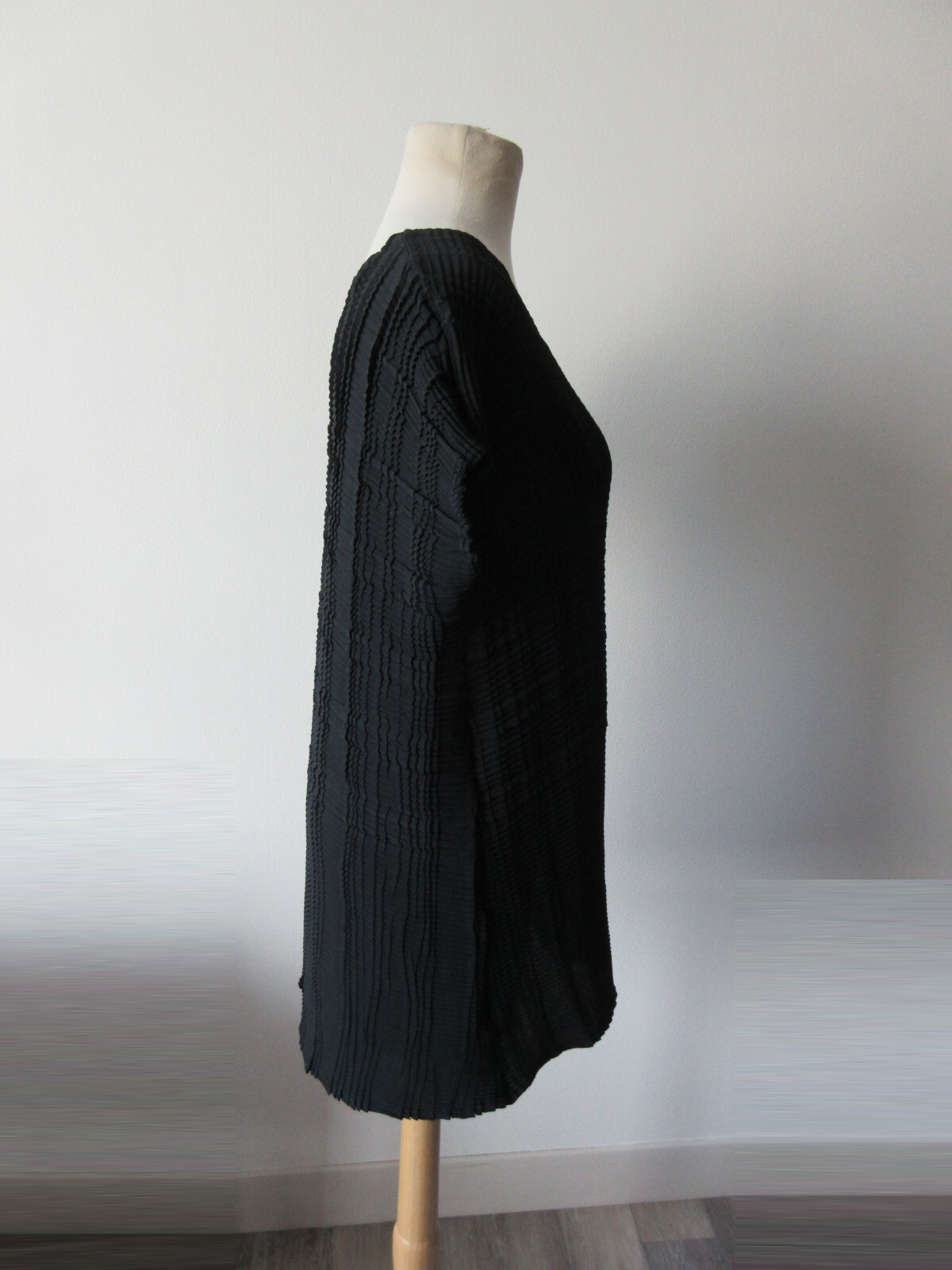 BABETTE SF black polyester microfiber pleated sna… - image 4