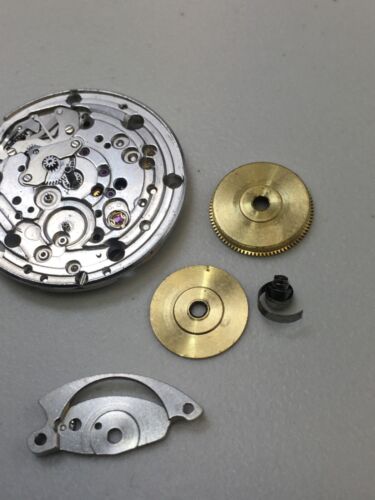 Vintage Certina Cal.25-651 Uhrwerk für Ersatzteile/Reparatur Unruh gut - Bild 7 von 10