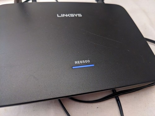 Linksys RE6500 AC1200 Dual Band Wi Fi Range Extender - Picture 4 of 6