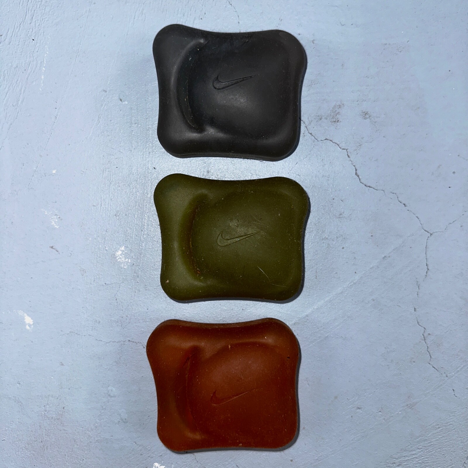 Nike VTG Hand Grip Strength Finger Muscle Power Trainer Rubber Ring Fitness Gym