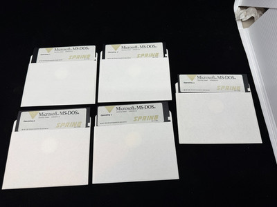 BEC Microsoft MS-DOS 5 on 5.25'' Disks with Manual 1991 Used