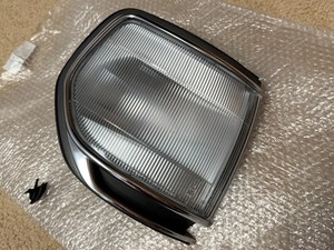 95-97 Toyota Land Cruiser Corner Marker Light OEM FZJ80 FJ80 80 Series RIGHT