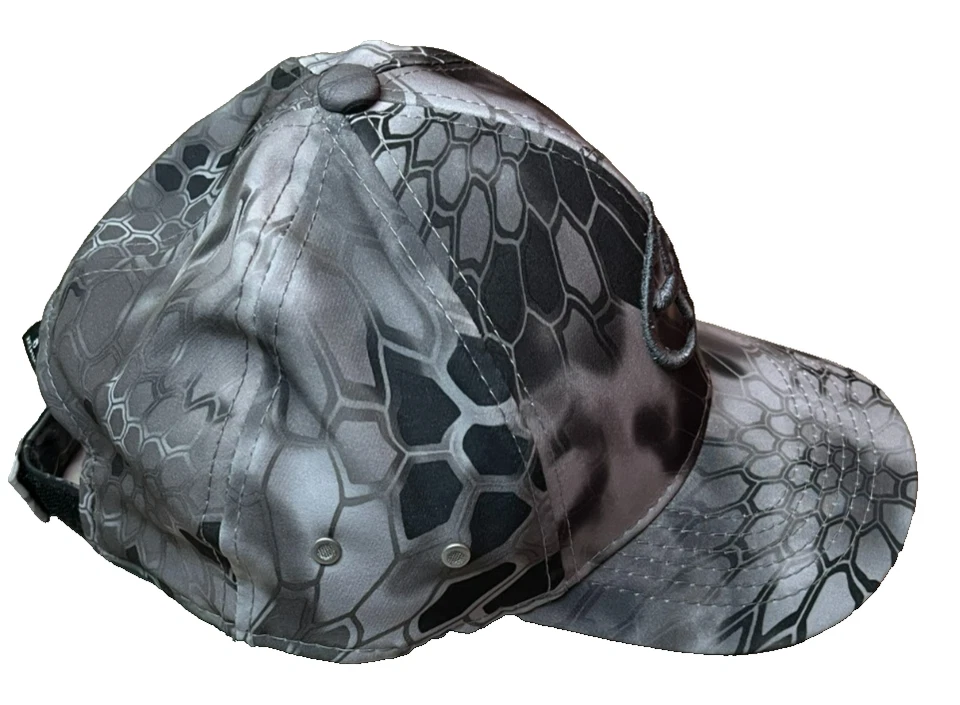 丰田灰色黑色城市迷彩Kryptek钩环可调节成人帽子带徽章 — 第 3/4 张图片