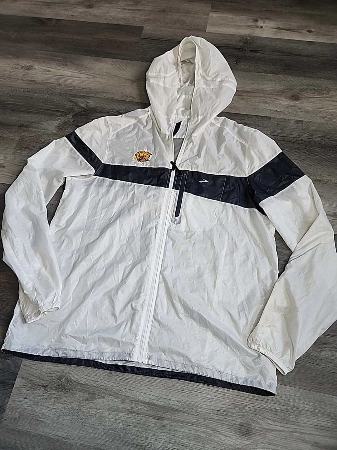 Brooks All Altitude Jacket Mens Long Sleeve Full Zip Lightweight Sz L