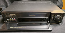 Panasonic NV-HS900 Super-VHS-Videorecorder mit Zubehör + Macke / nur 149.-