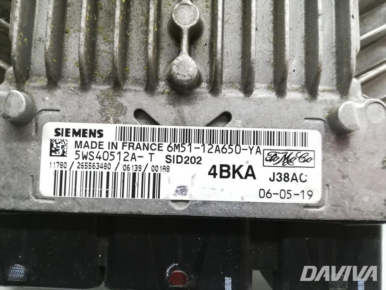 Foto 5 di 8