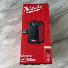 Milwaukee 2951-20 M12 Bluetooth Radio Jobsite AM/FM Speaker  M12 Charger