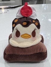 Daisy Duck Disney Munchlings Baked Treats Remix Brownie Sundae Scented Plush PL