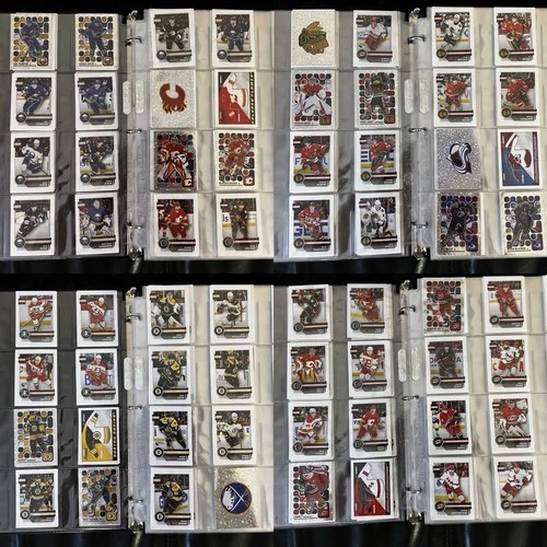 2025-26 Topps NHL Hockey Sticker  Complete Set #1-800 Sleeved + Album + Variants