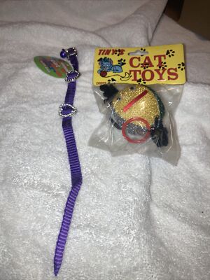 Cat Toy With Bell + Cat Collar Purple Adjustable NEW Tiny Pet Products