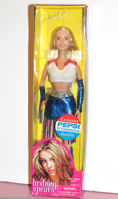 BRITNEY SPEARS DOLL EXCLUSIVE PEPSI OUTFIT NRFB 2001 PLAY ALONG 25200