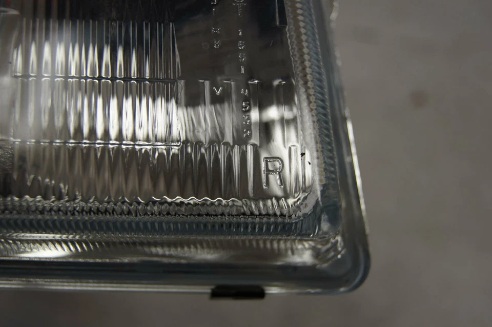 Faro derecho derecho Cadillac Deville Seville 1992-1997 nuevo fabricante de equipos originales vidrio 16515660 Foto 4 de 4