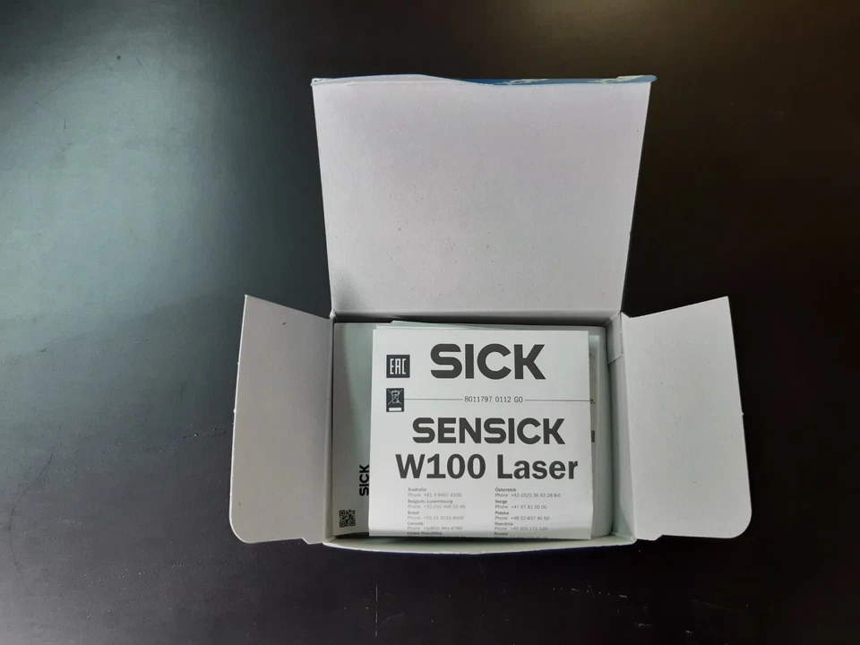 SICK WL100L-F2131S05 Miniatur-Lichtschranken W100 Laser - Bild 4 von 4